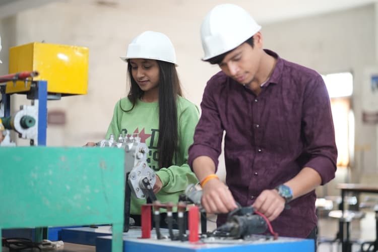 Sri Aurobindo Institute of Technology Indore Labs photo 2